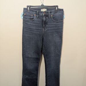 Madewell Mid-Rise Kick Out Jeans Size 29 Blue Wash Bootcut/FlareStraight Raw Hem